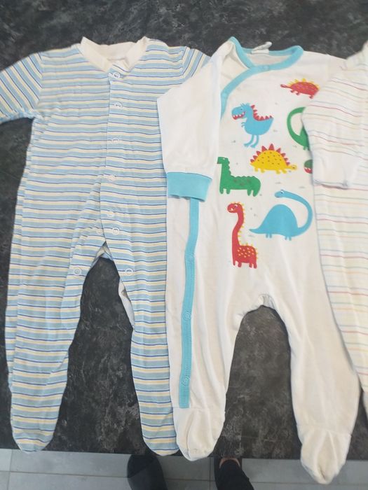 Pajacyki niemowlęce w roz. 56-62