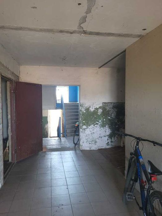 Красилівка продам 1 кім.квартиру37 м.