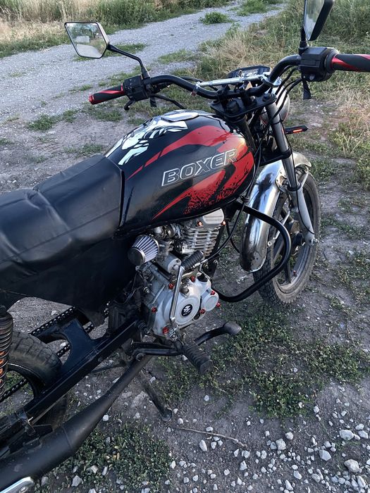 Bajadj Boxer 125