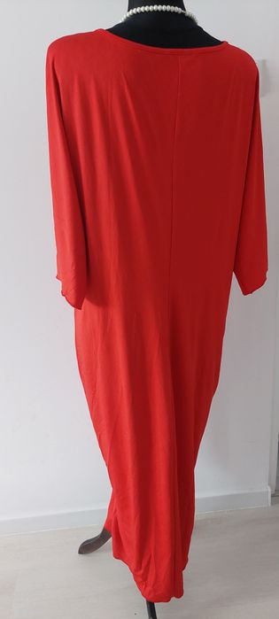 Odsprzedam piękną sukienke dla pań puszystych idealna