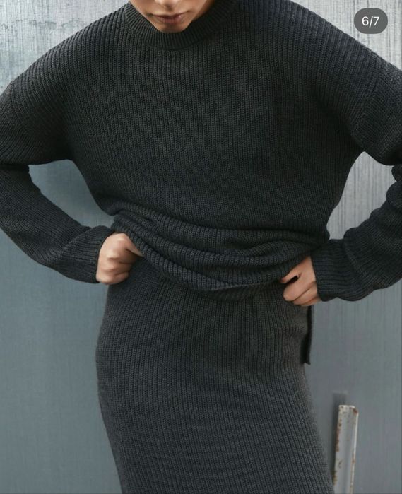 Трикотажний костюм зі спідницею міді Coosh