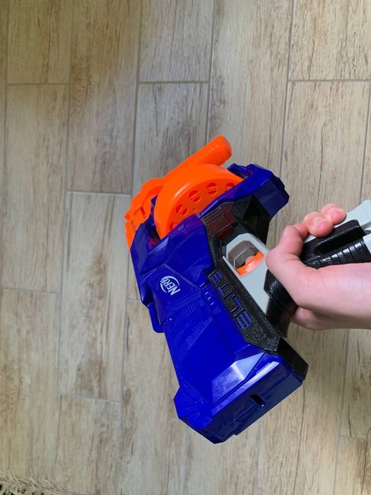 Бластер Nerf N-Strike Elite SurgFire