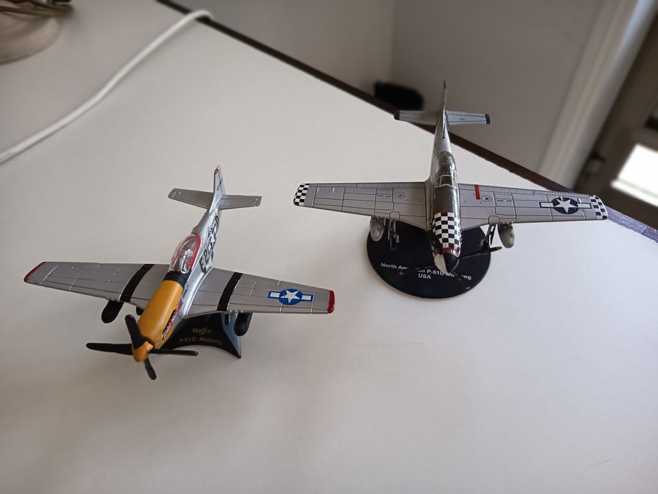Avião de coleção p51