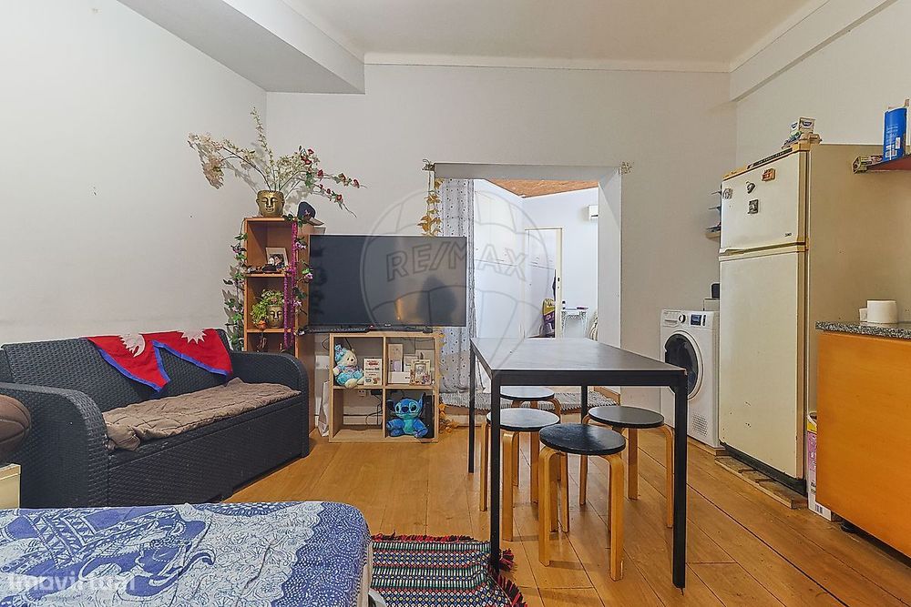 Apartamento T0 para venda — Coimbra (Sé Nova, Santa Cruz, Almedina E São Bartolomeu), Coimbra
