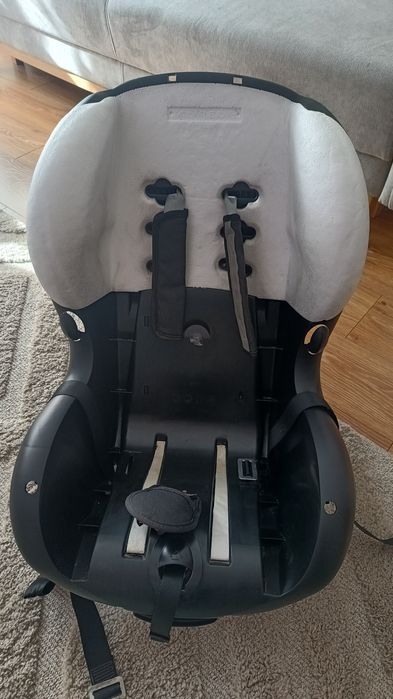 Fotelik  samochodowy Maxi Cosi priori 9-18kg ( 1-4lata).