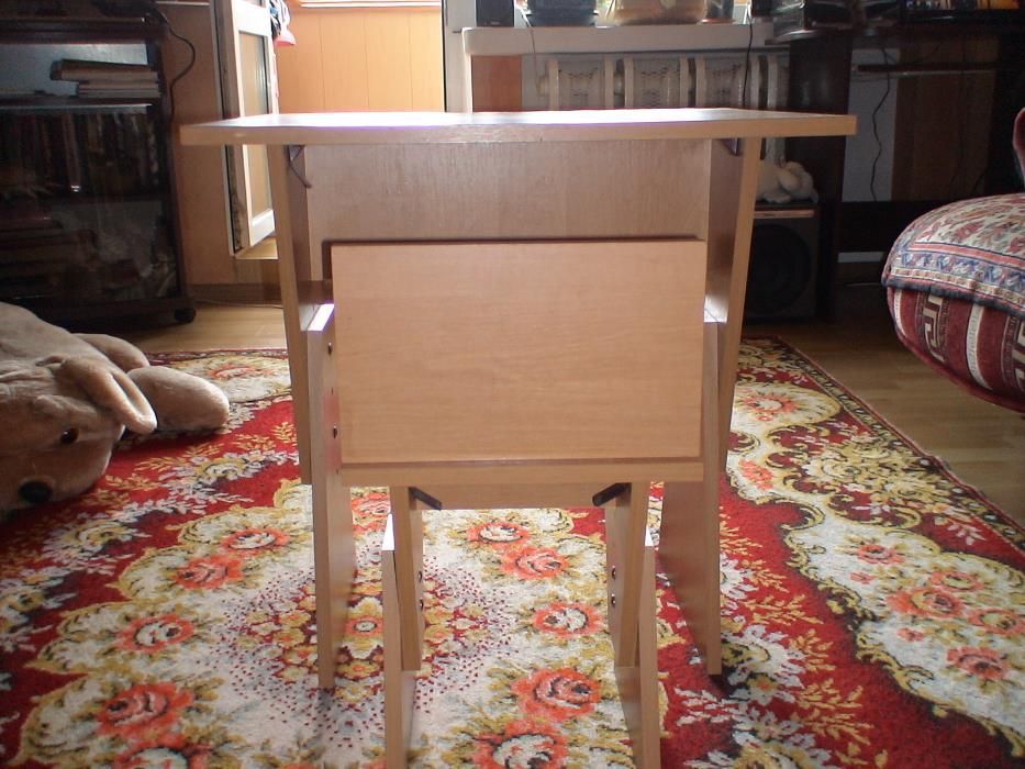 Детский столик-парта и стульчик от 2 до 6 лет