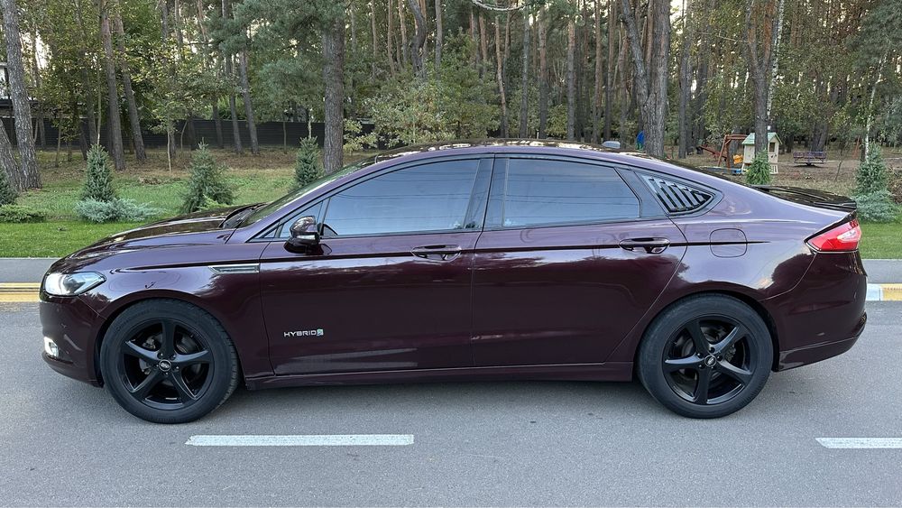 Продам автомобіль Ford Fusion Hybrid 2.0 - гарне і економне авто Форд