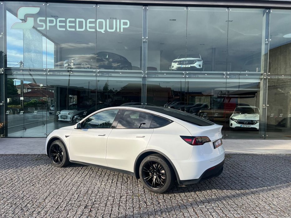 Tesla Model Y Tração Traseira