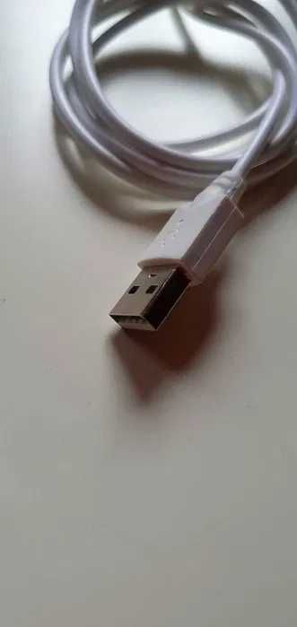 Kabel USB A z końcówką zasilającą