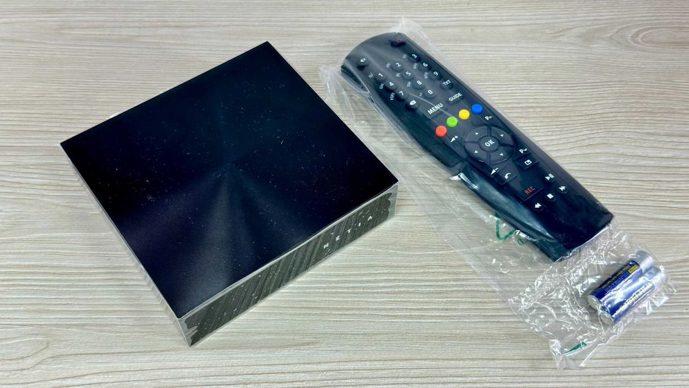 Router Huawei OptiXstar HG8245X6-10 + dekoder N7800