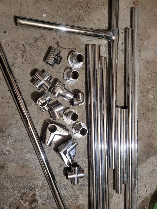 Złączki kolanka krzyżyki chromowane