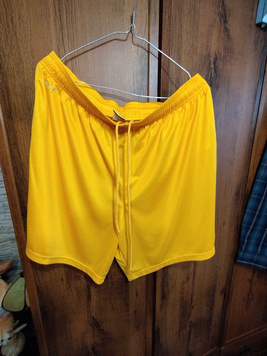 Szorty Nike Dri Fit żółte rozmiar XXL