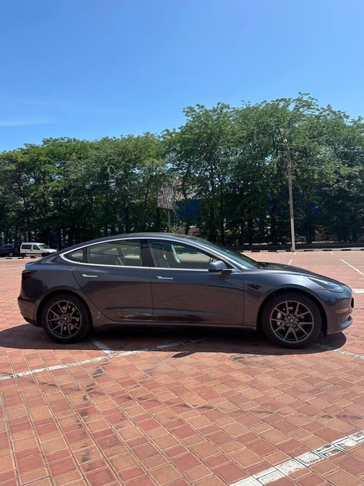 Авто під викуп! Tesla Model 3
