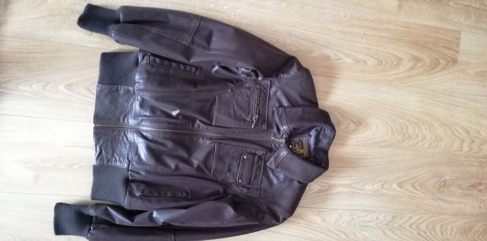 Casaco novo em pele (Serra da Estrela)