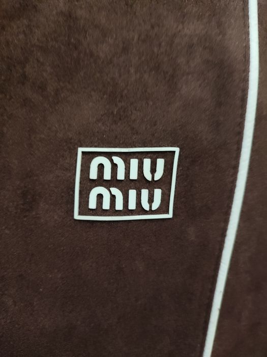 Продам жіночий спортивний костюм Miu Miu.