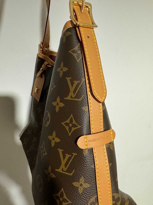 Louis Vuitton Carryall Monogram Canvas - Como Nova