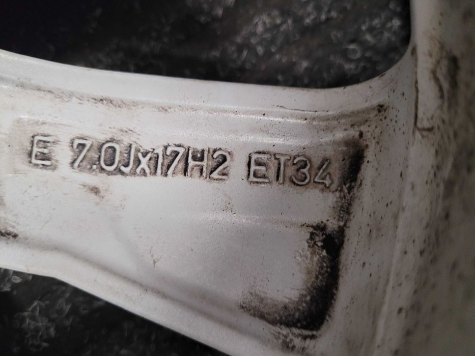 Komplet felg aluminiowych Audi 17"