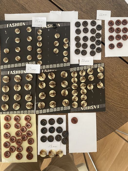 Botões novos para costura (2.000 botões)