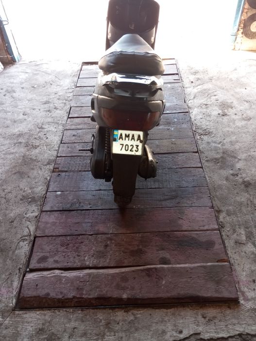 Продам скутер yamaha