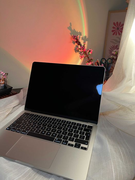MacBook Air 13" M3 2024 | 8GB | 512GB | 10-core GPU | Silver