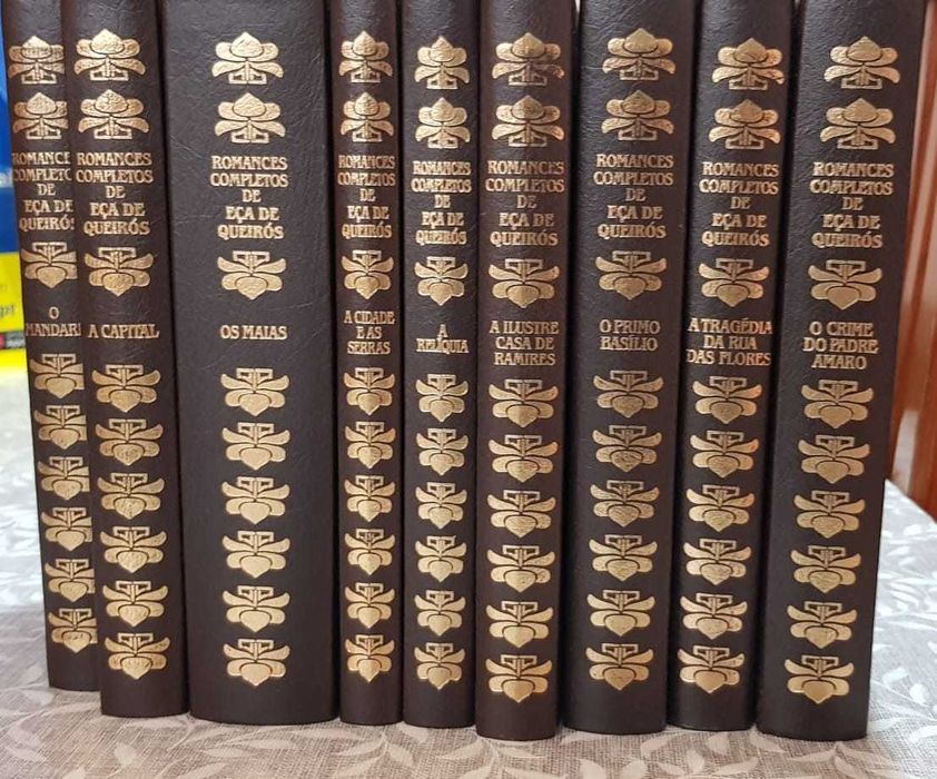 Obras de Eça de Queiroz - 9 volumes