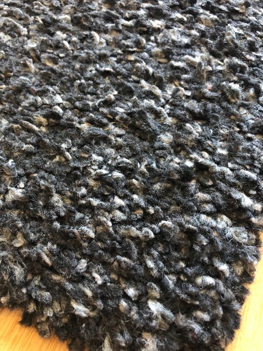 Tapete preto IKEA como novo