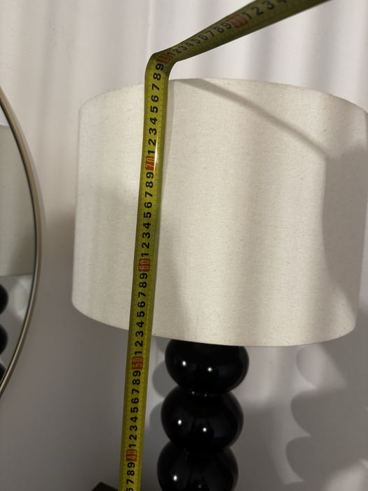 Lampa stolowa czarna