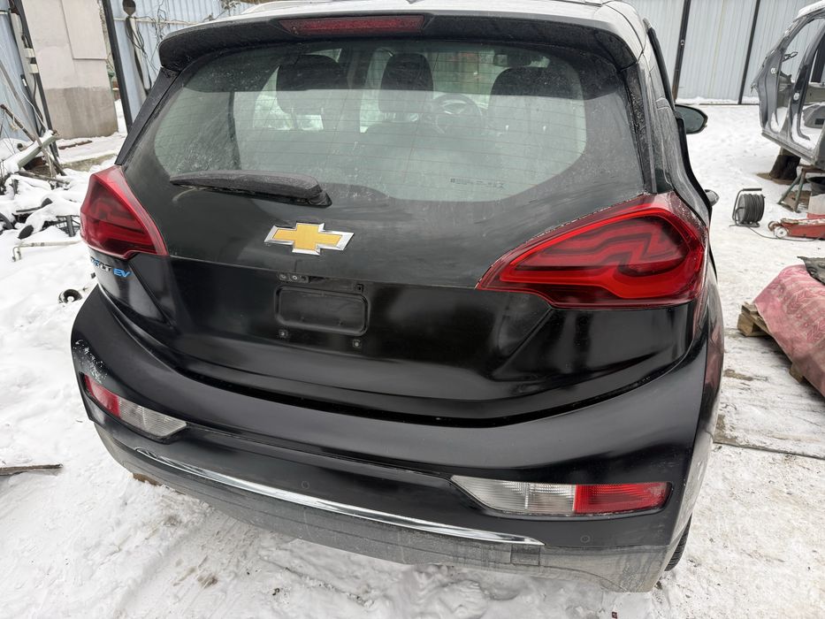 Крышка багажника CHEVROLET BOLT EV кришка ляда болт запчасти разборка