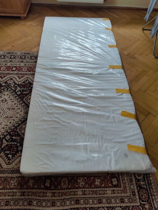 Materac  90/200 na łóżko pojedyncze
