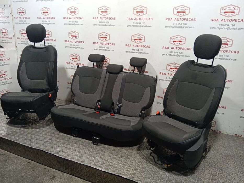 Conjunto de Bancos Renault Captur em Tecido Original