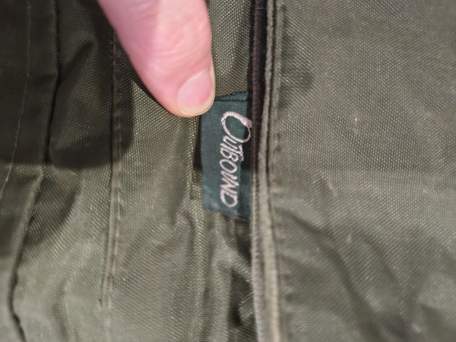 Комбінезон вітро- водонепроникний