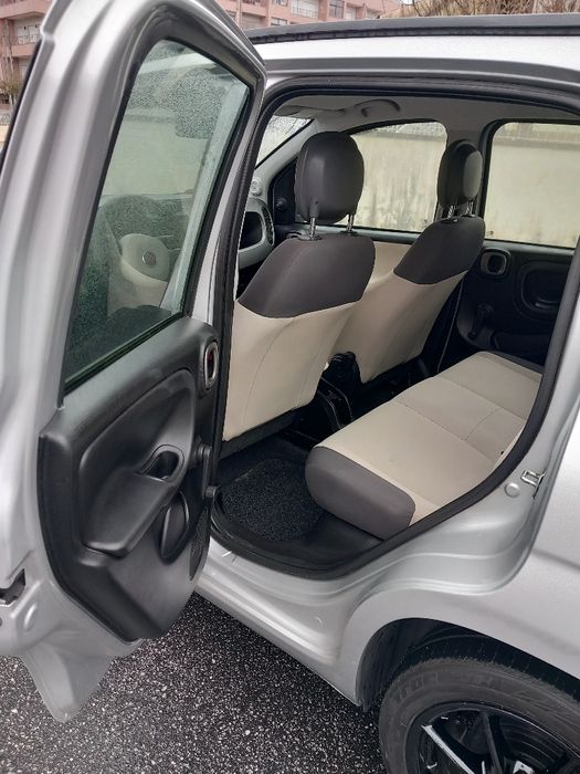 Fiate panda Nacional cinza prata