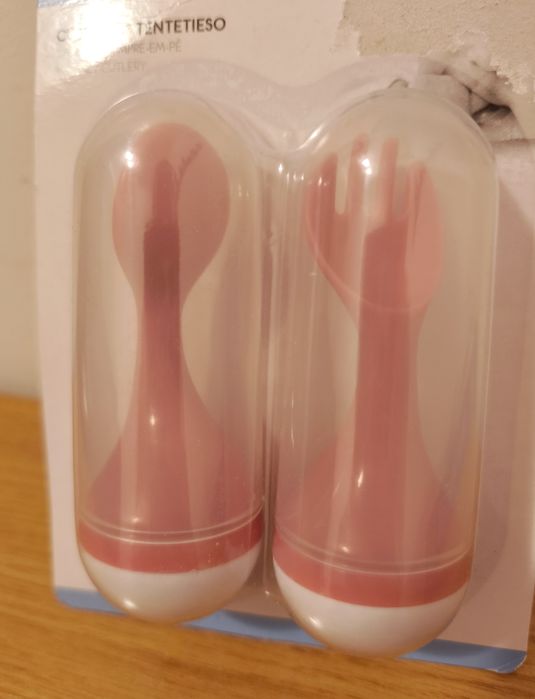 Talheres sempre em pé para bebé da Bbest