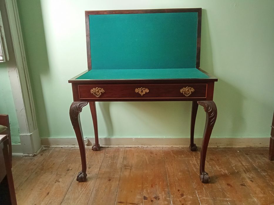 Mesa de jogo aparador cómoda antiga vintage