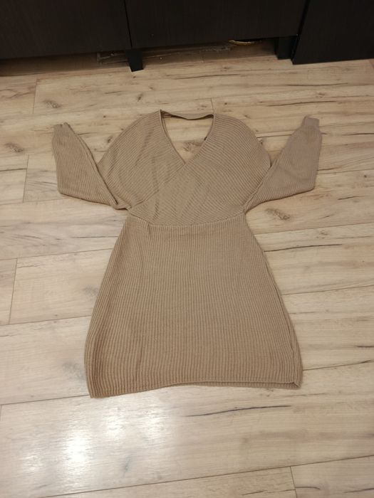 Sukienka sweterkowa boohoo