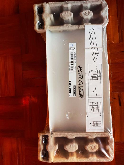 IKEA Sunnersta prateleira e calha referência  603.926.51.