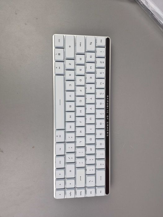 Bezprzewodowa Klawiatura ROG Falchion RX Low Profil