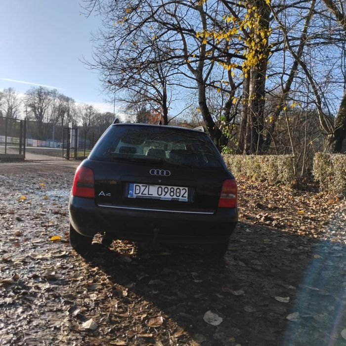 Audi A4 B5 1.6 101KM