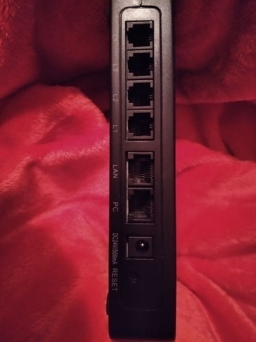 Шлюз  IP Phone Terminal  FXS HT-842R,VoIP-шлюз телефонный Cisco SPA112