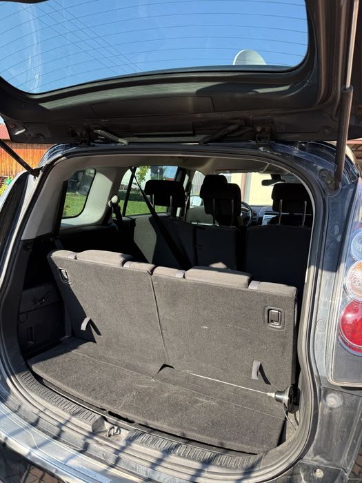 Auto mazda 5 w dobrym stanie