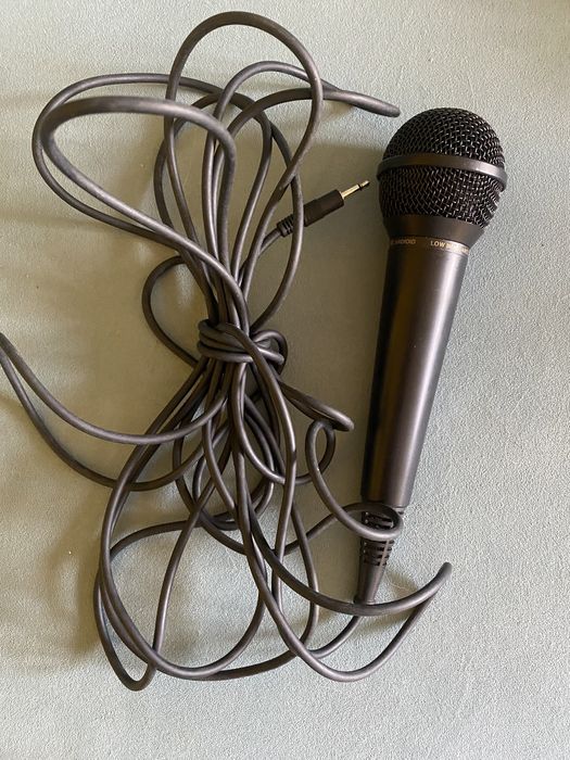 Микрофон проводной ATR20 для караоке