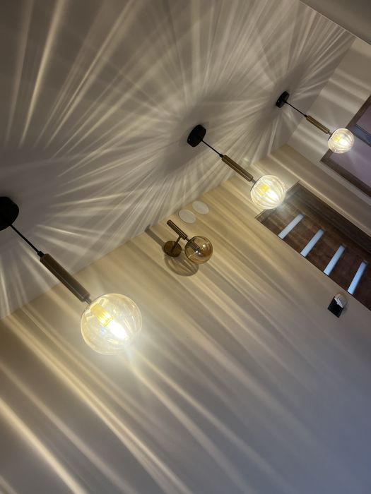 Kinkiet i lampy wiszące
