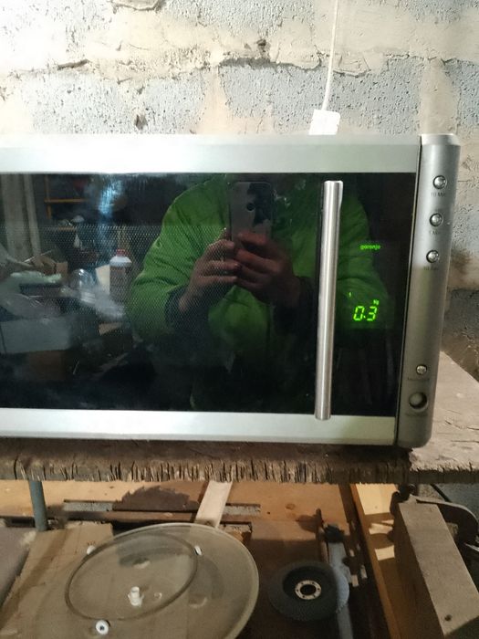 Продам микроволновку Gorenje