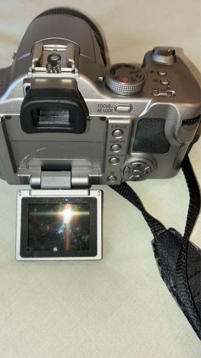 Máquina Fotografica Panasonic LUMIX DCM FZ-250