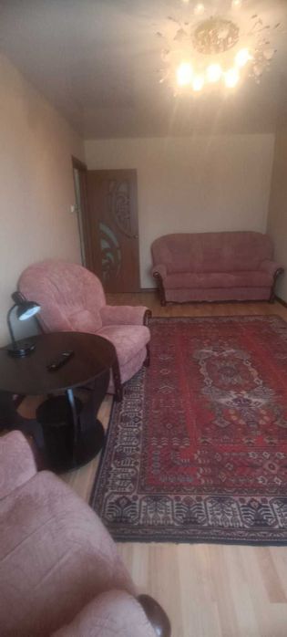 Здається подобово 2-х кімн.квартира у центрі