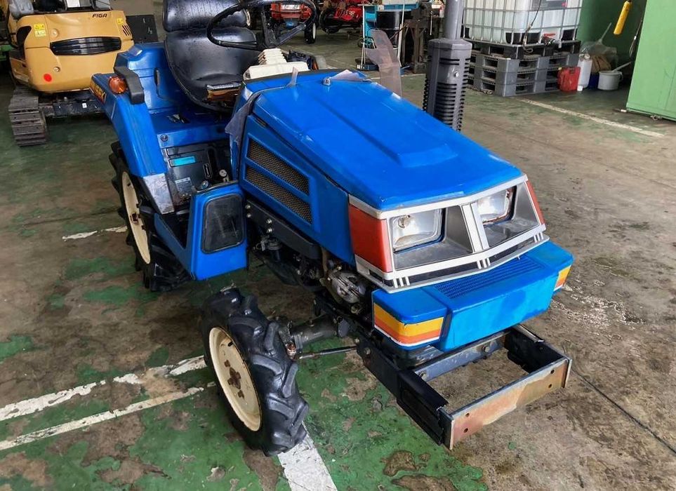 Traktor Iseki TU140F