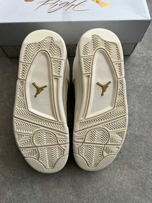 Jordan 4 Retro Metallic Gold R.41