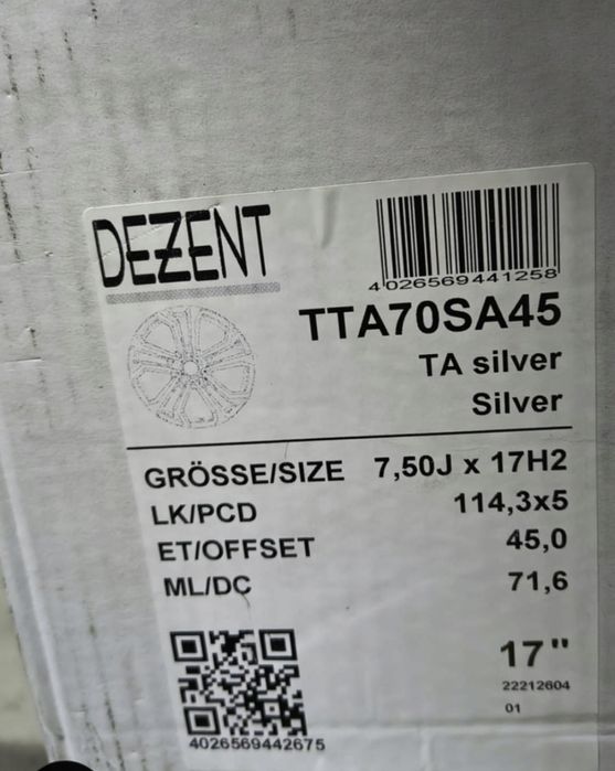 Felga Aluminiowa Dezent TA Silver 7.0x17   5x114.3  ET38 Nowa