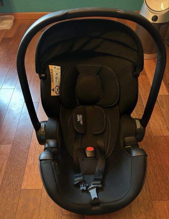 Fotelik Britax Romer Baby-Safe Pro, lzejszy od Cybex