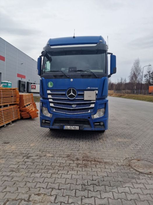 Mercedes-Benz actros  *uszkodzony blok silnika* Ciągnik siodłowy Mercedes- Benz Actros,